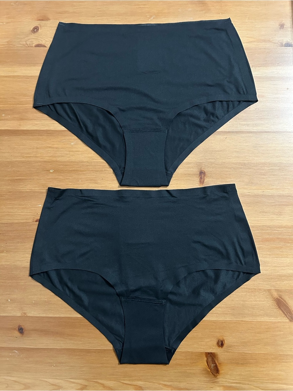 H&M ultra light brief panty set of 2 in black